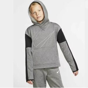 NIKE Therma Graphic Hoodie Sweater/Sweatshirt